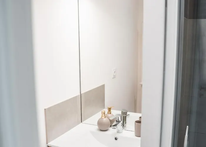 Lejlighed Etoile Des Halles Centre *